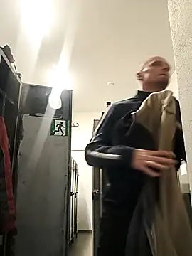 great feeling online show from 10-29-25, 05:45