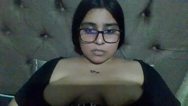 Snapshot of virginbrunette99 chatting on 03-19-25, 02:59 virginbrunette99 online show from 03-19-25, 02:59