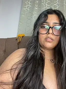 Snapshot of virginbrunette99 chatting on 05-18-26, 06:51 virginbrunette99 online show from 05-18-26, 06:51
