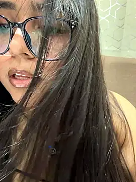 virginbrunette99 online show from 12-14-25, 02:07