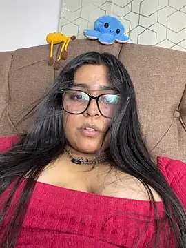 Snapshot of virginbrunette99 chatting on 06-04-26, 05:34 virginbrunette99 online show from 06-04-26, 05:34