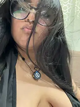 virginbrunette99 online show from 07-11-26, 05:30