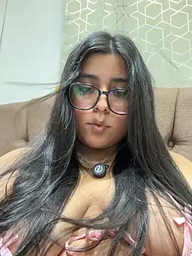 virginbrunette99 online show from 07-12-26, 06:36