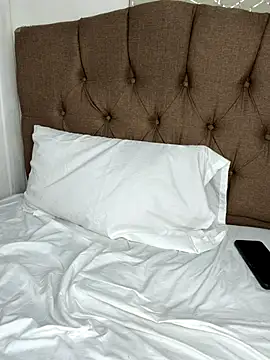 virginbrunette99 online show from 12-02-25, 03:52