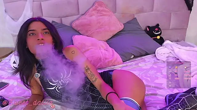 DaliaCruz online show from 10-26-25, 07:25