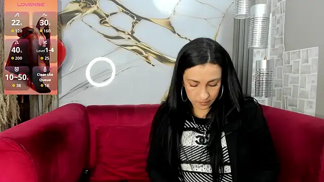 Bella williamss  online show from 04-14-26, 07:41