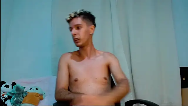 blondetwink online show from 02-23-25, 04:17