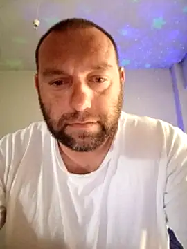 Snapshot of chris19851 chatting on 05-24-26, 08:14 chris19851 online show from 05-24-26, 08:14