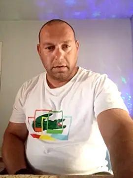 Snapshot of chris19851 chatting on 06-02-26, 09:09 chris19851 online show from 06-02-26, 09:09