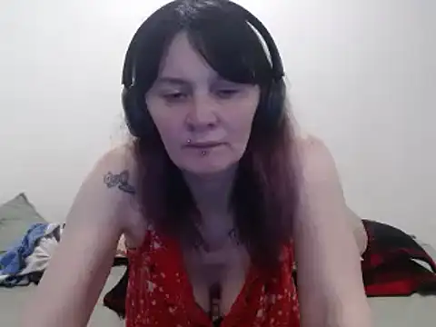 Snapshot of Hotmodel1984 chatting on 04-30-26, 09:08 Hotmodel1984 online show from 04-30-26, 09:08