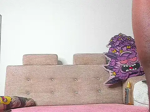 LOGAN DRAKE online show from 10-02-25, 04:49