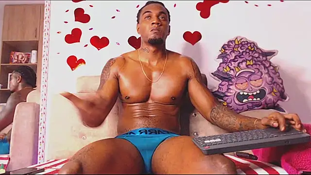 LOGAN DRAKE online show from 05-14-26, 11:02