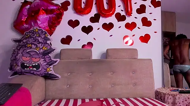 LOGAN DRAKE online show from 02-28-26, 04:56