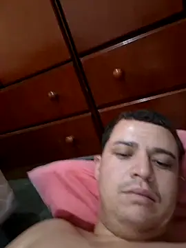 comcoroas online show from 02-25-25, 06:23