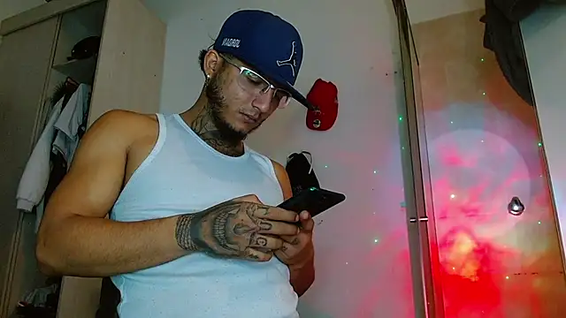 Luciferdirty Hott online show from 02-24-25, 05:54