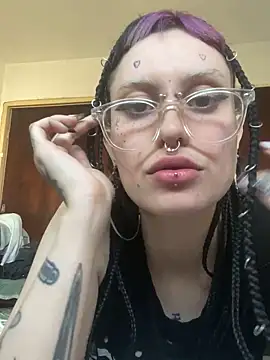 Snapshot of KititA12 chatting on 04-24-26, 11:34 KititA12 online show from 04-24-26, 11:34