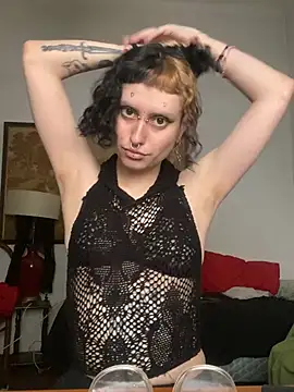 Snapshot of KititA12 chatting on 02-13-26, 03:45 KititA12 online show from 02-13-26, 03:45