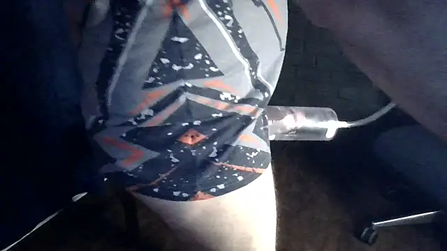 Snapshot of KiPumpdoggo chatting on 03-17-26, 01:30 KiPumpdoggo online show from 03-17-26, 01:30