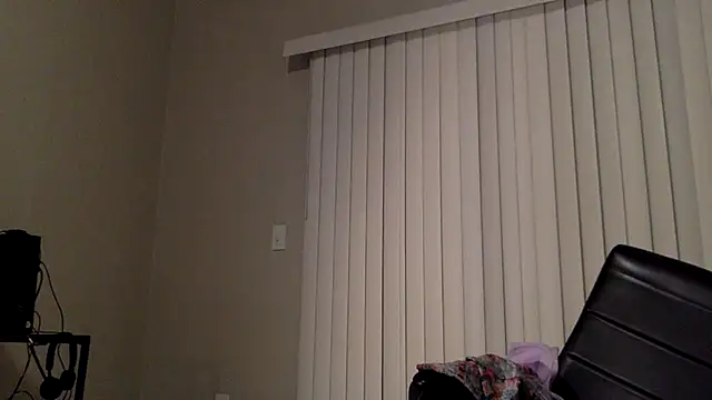 hissexdoll online show from 11-04-25, 05:22