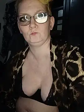Snapshot of Mellyjellygoddess420 chatting on 05-28-26, 03:14 Mellyjellygoddess420 online show from 05-28-26, 03:14
