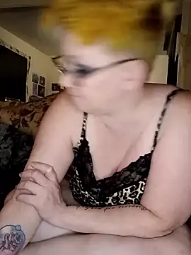 Snapshot of Mellyjellygoddess420 chatting on 05-21-26, 12:46 Mellyjellygoddess420 online show from 05-21-26, 12:46