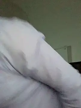 Mike8523 online show from 03-07-26, 05:40