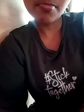 heena-3678 online show from 03-08-26, 12:30