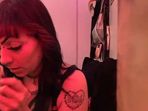 ChrryFoxx online show from 02-24-26, 10:49