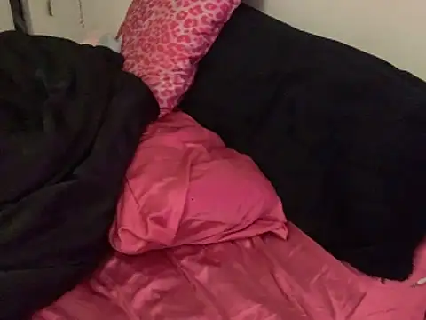 ChrryFoxx online show from 02-10-26, 11:53