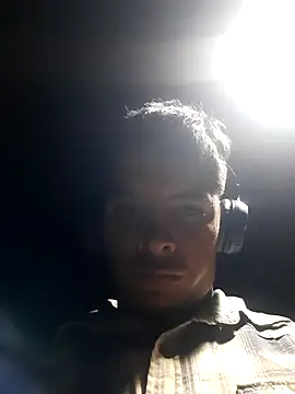 Elcabezhupas97 online show from 10-31-25, 02:41