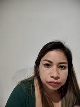 Snapshot of BellaMex89 chatting on 03-14-25, 04:43 BellaMex89 online show from 03-14-25, 04:43