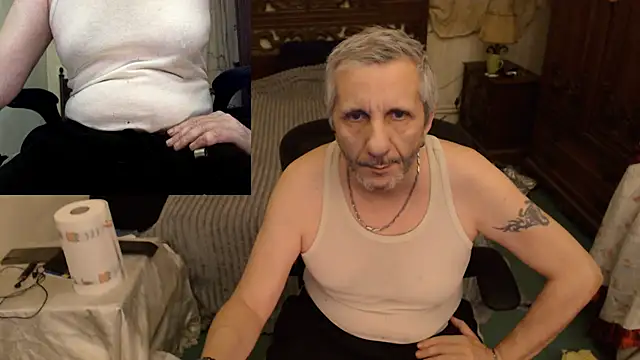 maxdaddy690 online show from 11-28-25, 10:43