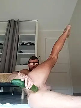 sebik122 online show from 11-30-25, 10:05