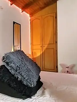 morenosiam online show from 12-20-25, 05:21