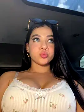 MiiaParker6972 online show from 09-21-25, 07:41