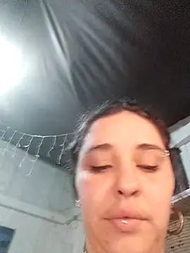 Snapshot of Fellyna chatting on 09-15-25, 04:29 Fellyna online show from 09-15-25, 04:29