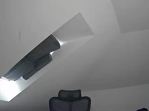 Snapshot of gryzoon chatting on 09-13-25, 02:06 gryzoon online show from 09-13-25, 02:06
