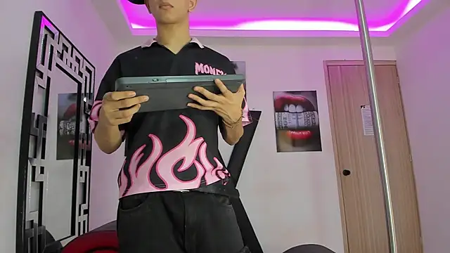 KING OFF BOYS online show from 11-14-25, 06:11