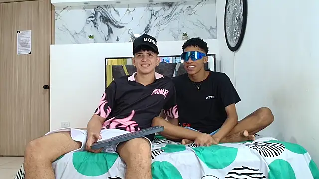 KING OFF BOYS online show from 09-22-25, 01:17