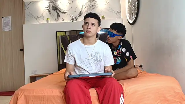 KING OFF BOYS online show from 10-13-25, 01:23