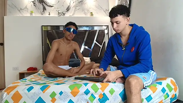 KING OFF BOYS online show from 10-10-25, 01:23