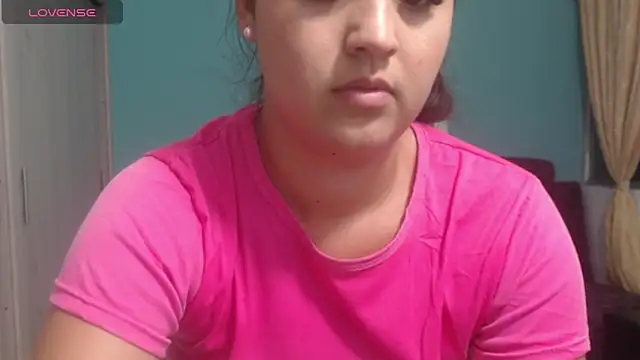 Anthonela Queen online show from 12-18-25, 01:11