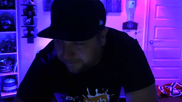 Snapshot of MickDollz chatting on 02-26-25, 05:24 MickDollz online show from 02-26-25, 05:24