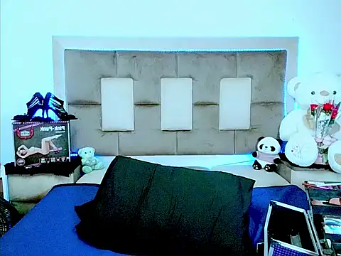 Snapshot of indiantopaz694u chatting on 02-15-26, 07:51 indiantopaz694u online show from 02-15-26, 07:51