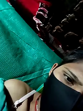 Snapshot of Chhavi_Chadha chatting on 02-01-26, 10:30 Chhavi Chadha online show from 02-01-26, 10:30