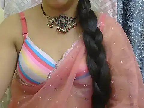 Snapshot of Lovely_Manvi chatting on 10-17-25, 12:40 Lovely Manvi online show from 10-17-25, 12:40