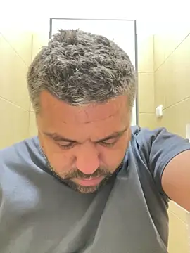 Alexander18edd online show from 09-26-25, 11:06