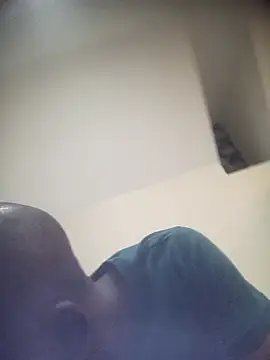 Snapshot of luckymatlhatsechauke chatting on 10-23-25, 07:01 luckymatlhatsechauke online show from 10-23-25, 07:01