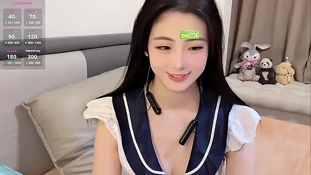 xiaolanlan3344 online show from 01-12-26, 03:19