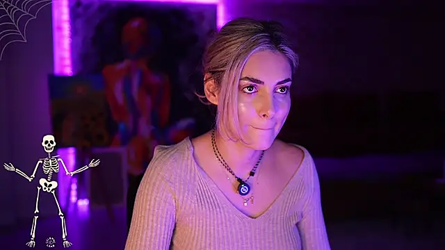  Allie  online show from 10-28-25, 05:18